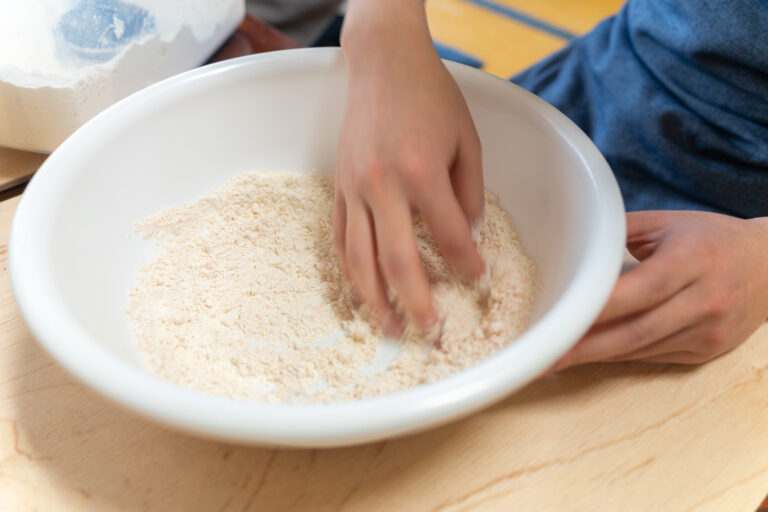 Mixing buckwheat flour with Mt. Fuji spring water